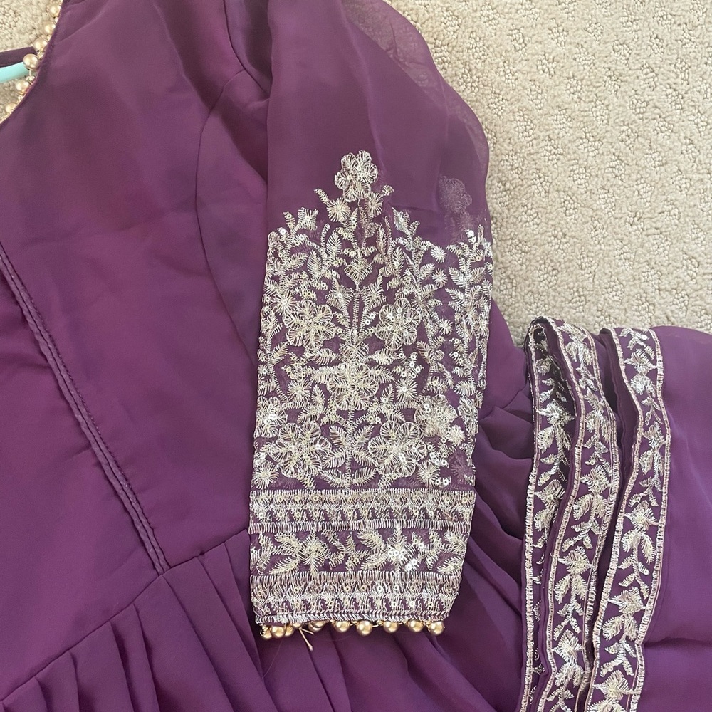 Anarkali Salwar - Picture 9 of 10